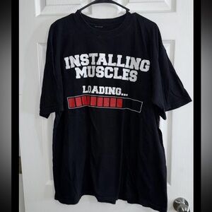Installing Muscles Graphic T-Shirt Black LG